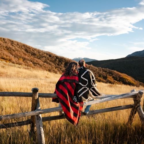 Arcturus Backwoods Military Wool Blanket (Red Buffalo, Twin)
