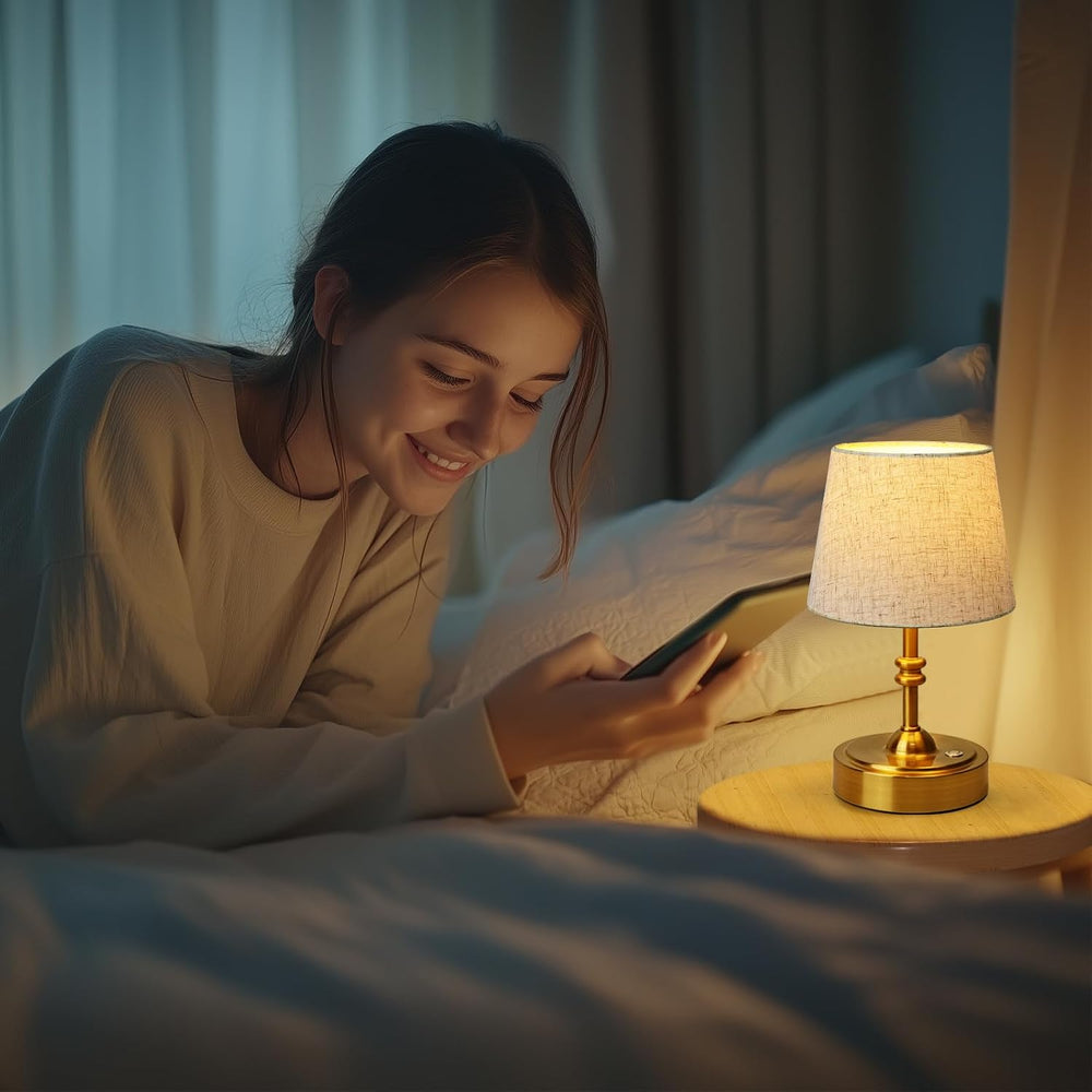 ONEWISH Small Cordless Lamp, Battery Operated Table lamp Dimmable, 4000mAh Re...