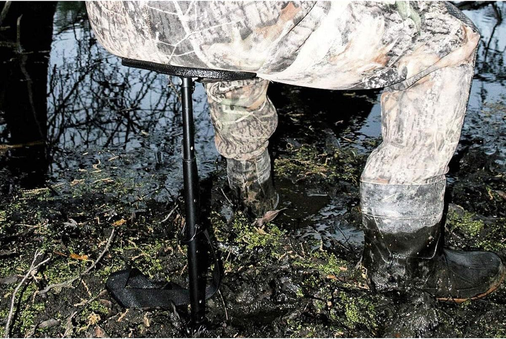 MOJO Decoys Mud Seat, Padded Camo Folding Chair