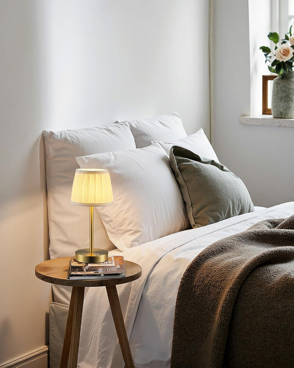 PUSU 2 Pack Cordless Gold Table Lamps, Fabric Shade Bedside Small Lamp