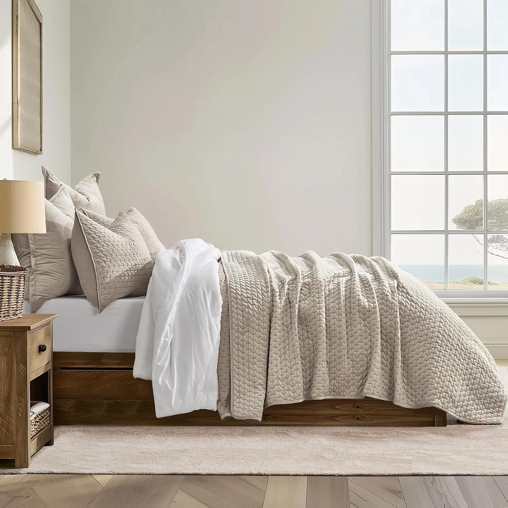 EverGrace Cross-Stitch Velvet Quilt Set, King Size, Light Taupe
