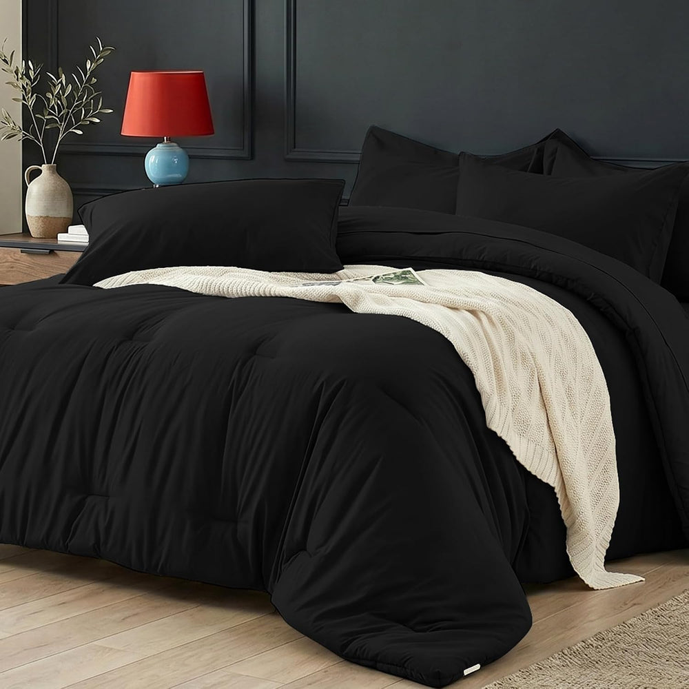 Queen Comforter Set 7 Piece with Lightweight Comforter, Black