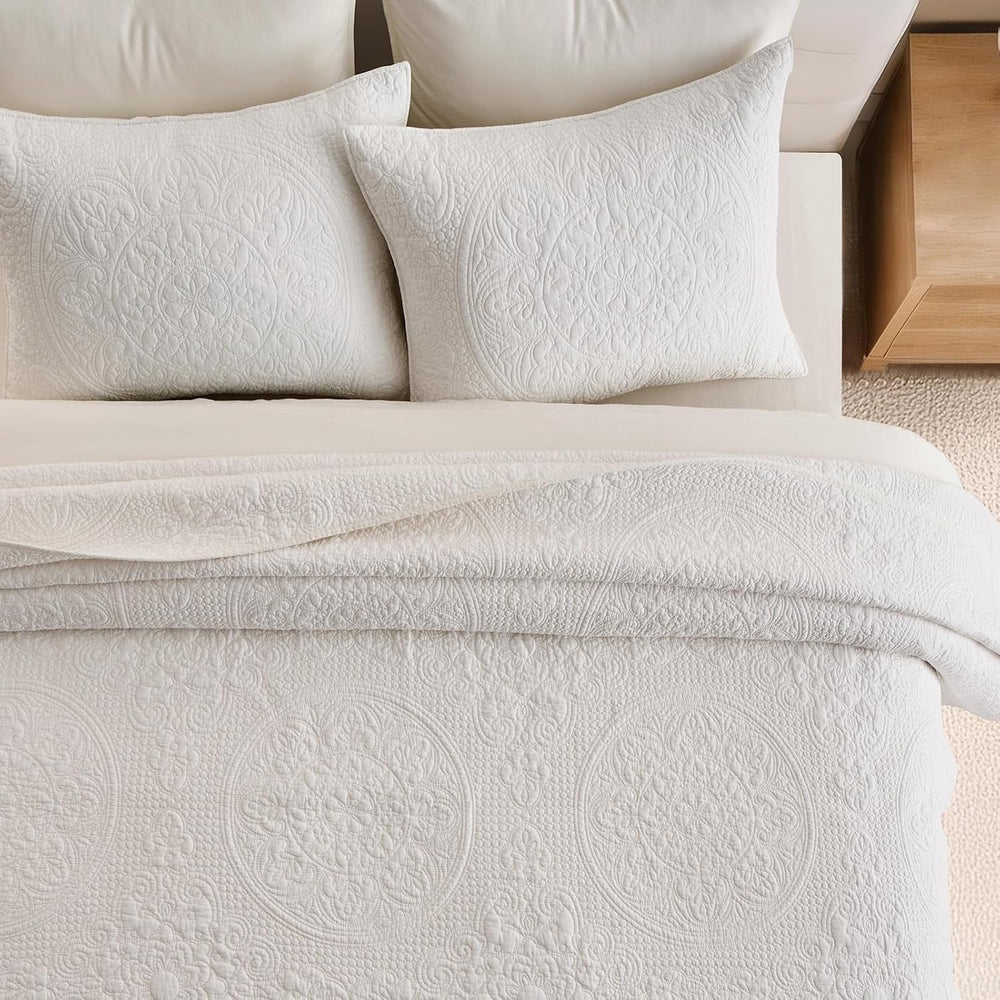 EverGrace 100% Cotton Medallion Stitch Quilt Set, King Size, Bright White