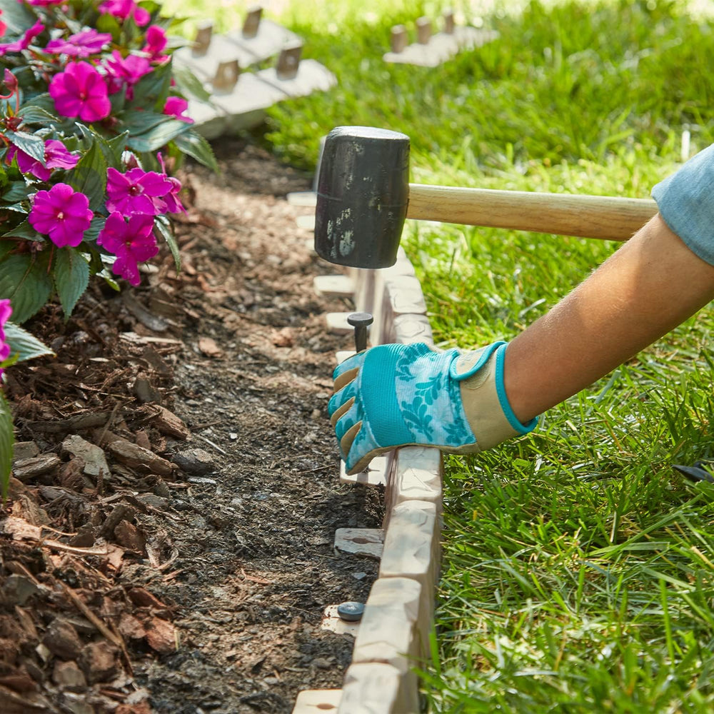 EasyFlex No-Dig Landscape Edging with Anchoring Spikes, 2.7 in Tall Decorativ...