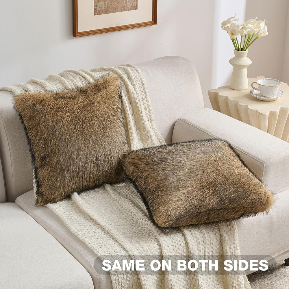 FUTEI Pack of 2 Faux Raccoon Fur Throw Pillow Covers 45 x 45 cm, Tawny