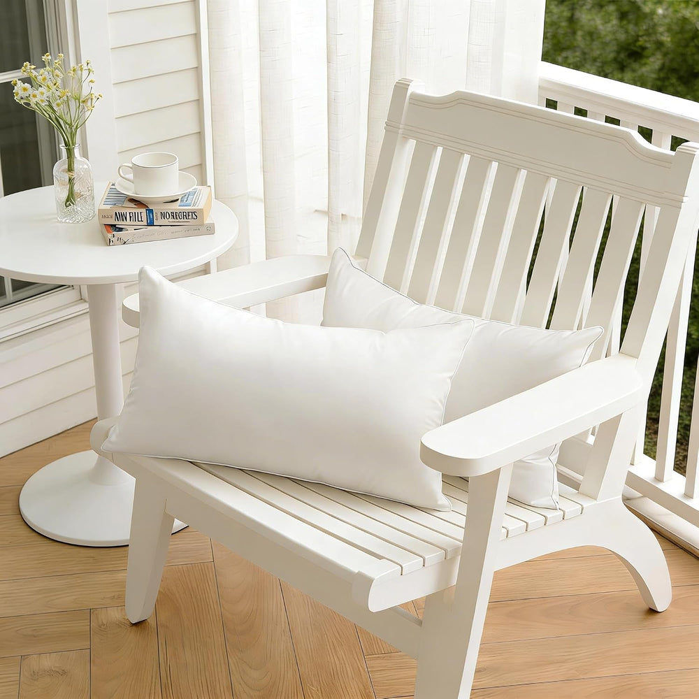 Oubonun Waterproof Outdoor Pillow Inserts 18 x 18 Set of 4, Square Pillows