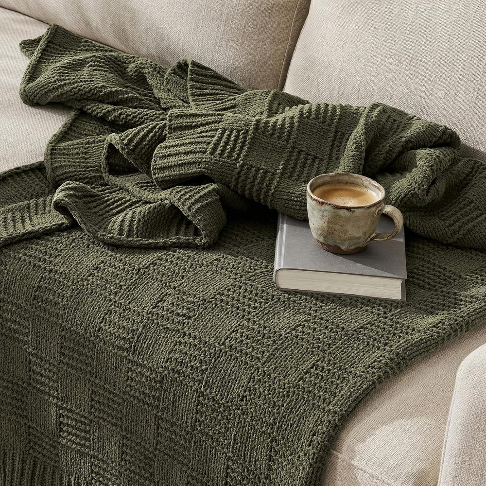 EVERGRACEHOME Modern Checkered Chenille Throw Blanket, 50x60, Olive Green