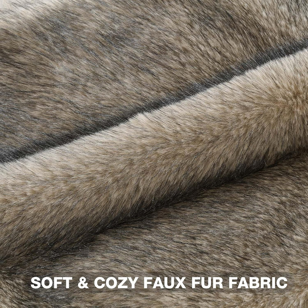 FUTEI Pack of 2 Faux Raccoon Fur Throw Pillow Covers 45 x 45 cm, Apricot