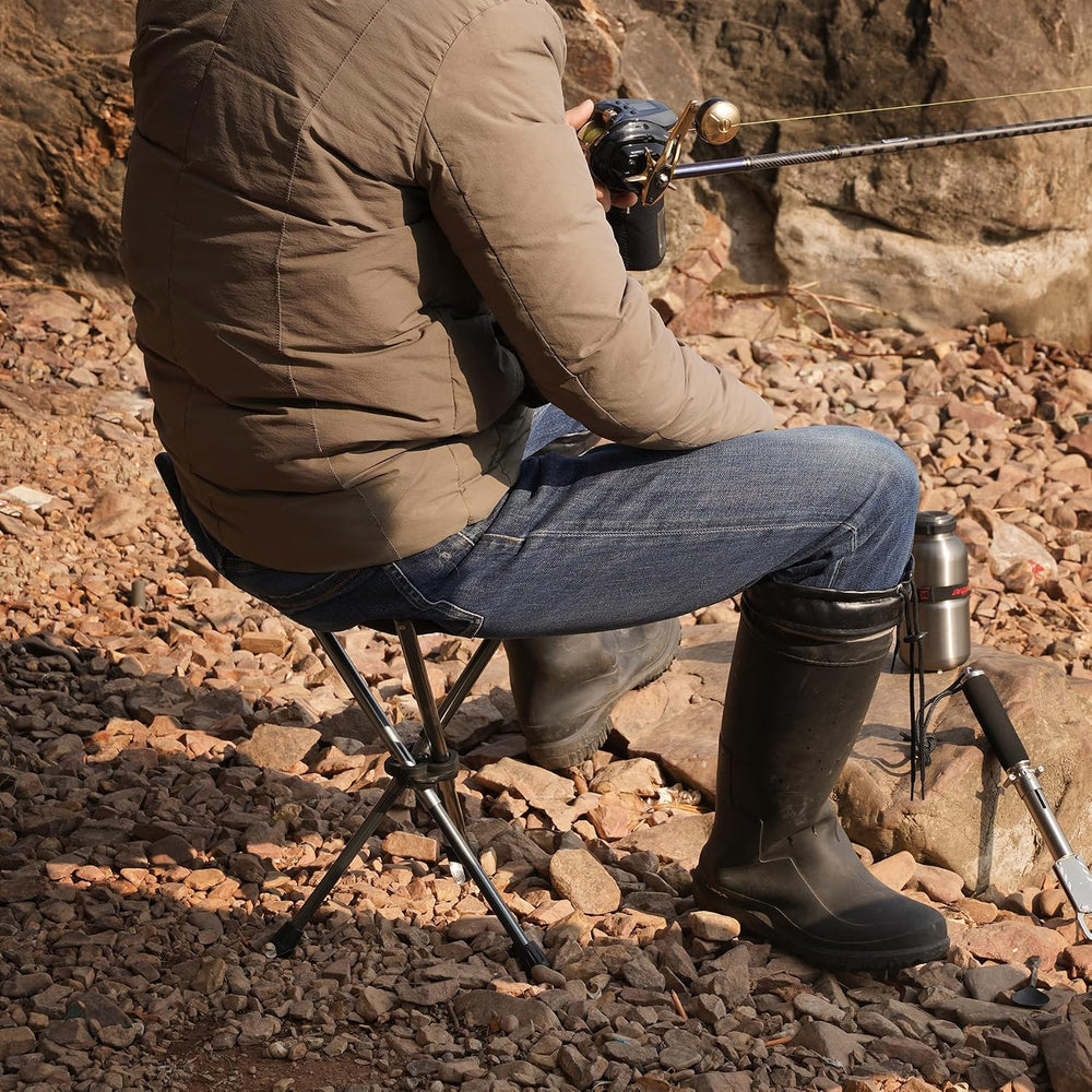 REDCAMP Ultralight Camping Stool with Retractable Legs