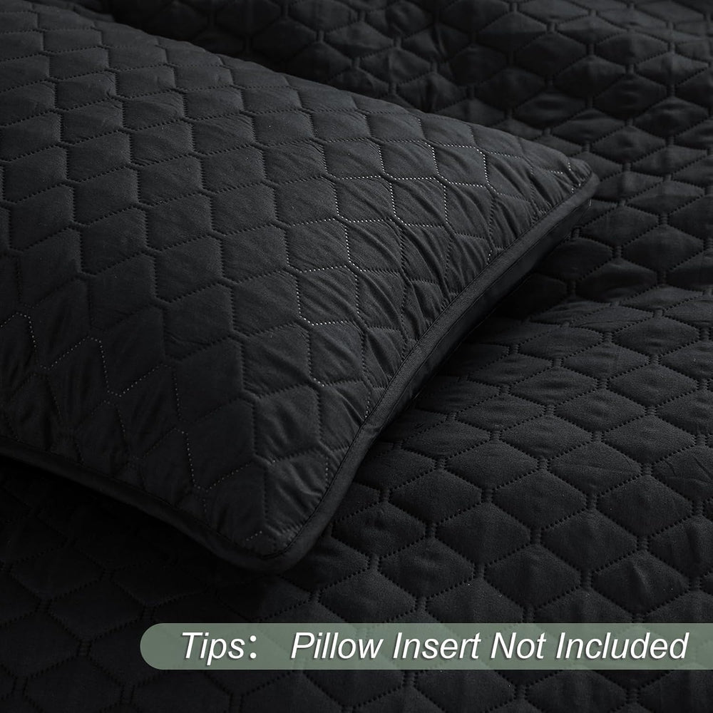 Exclusivo Mezcla Reversible King Size Quilt Bedding Set, Black