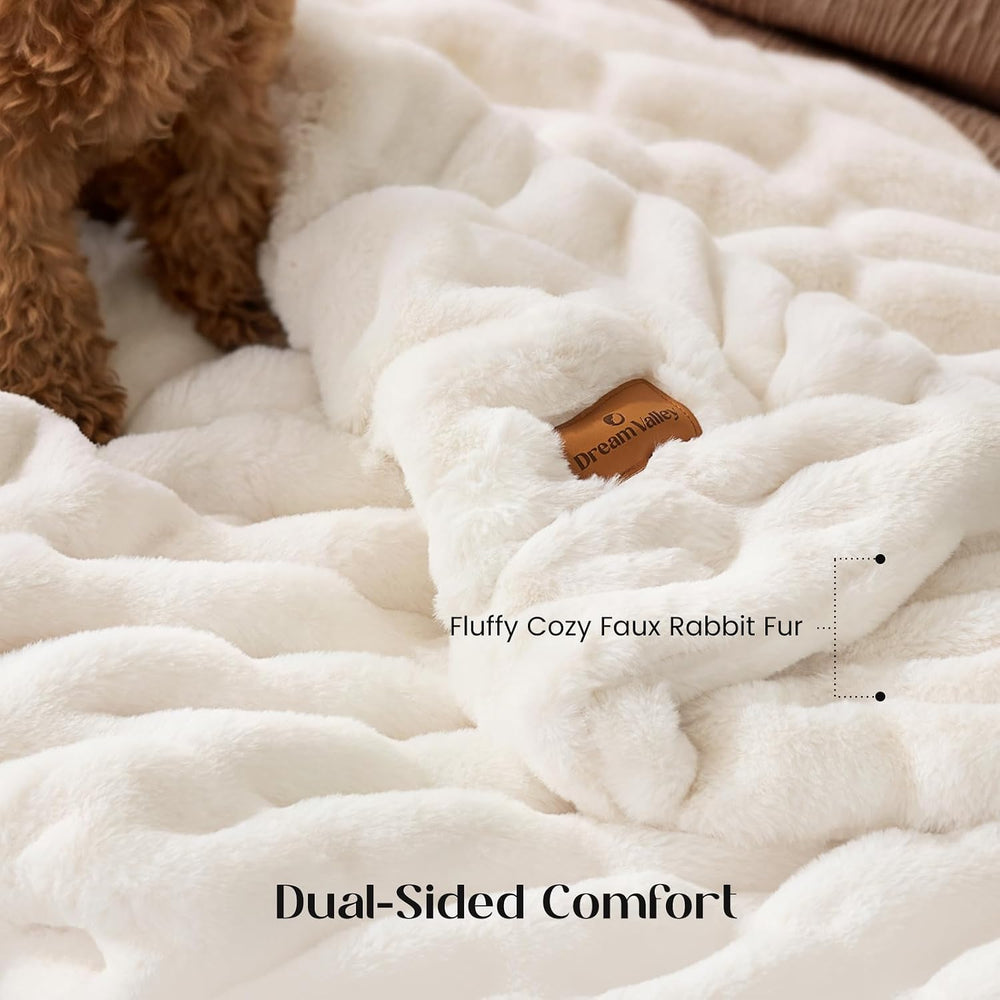 Dream Valley Double-Sided Faux Rabbit Fur Throw Blanket, White, 60"x80&q...