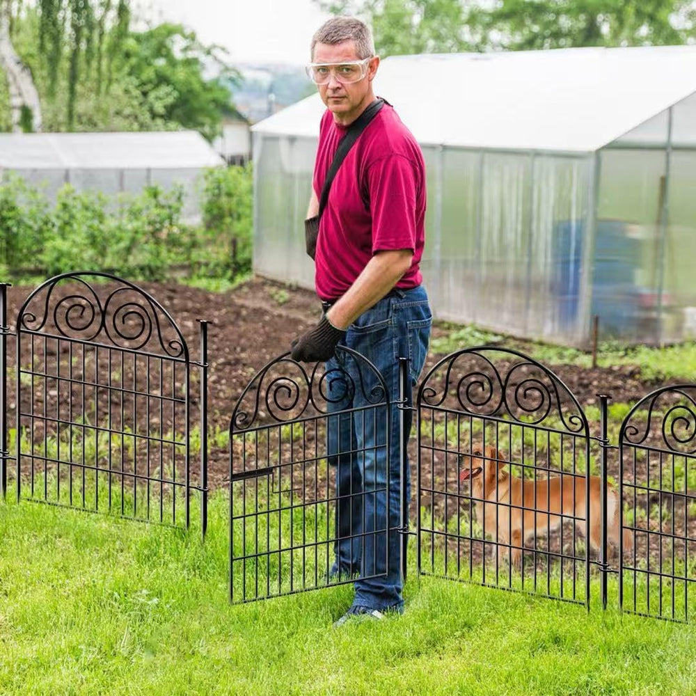 Getlay Tall Garden Fence Animal Barrier with Gate, 32 in(H) 16 Panels Garden ...