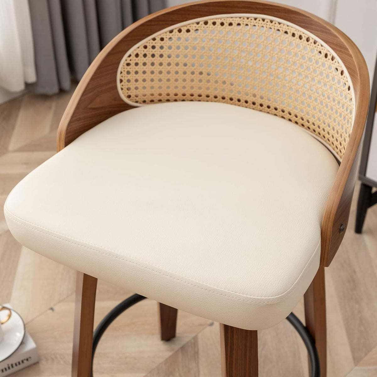 24.8" Swivel Rattan Bar Stools with Back Beige Counter Height Stools 2PCS