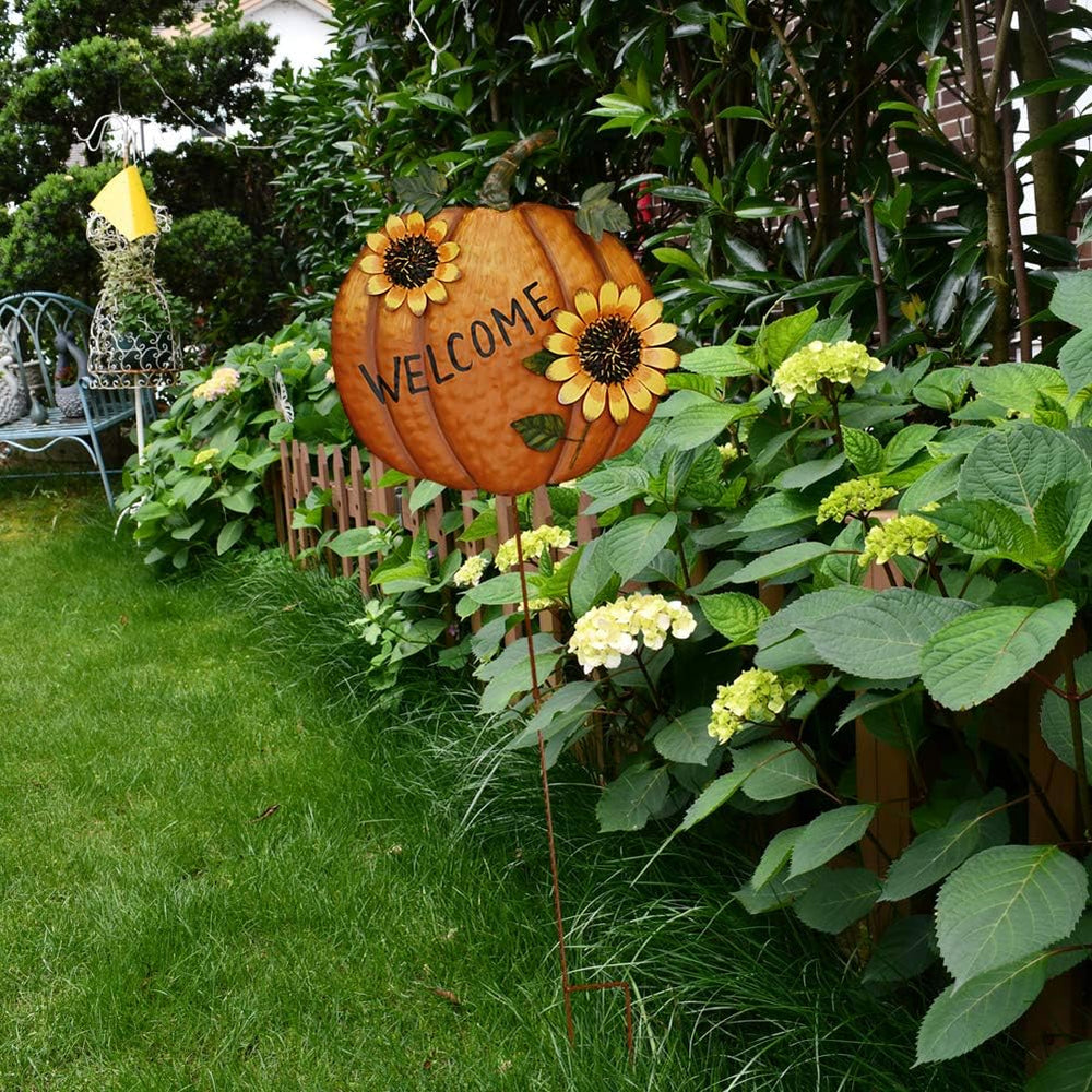 Metal Pumpkin Garden Stakes Welcome Sign Decorative Yard Sign Fall Decor
