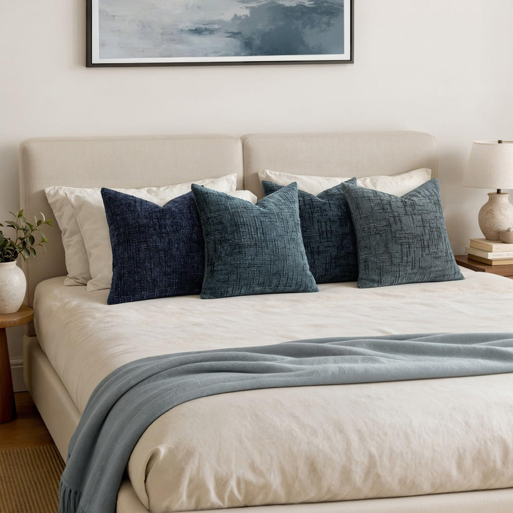MIULEE Texture Chenille Decorative Throw Pillow Covers Coastal Blue 18x18