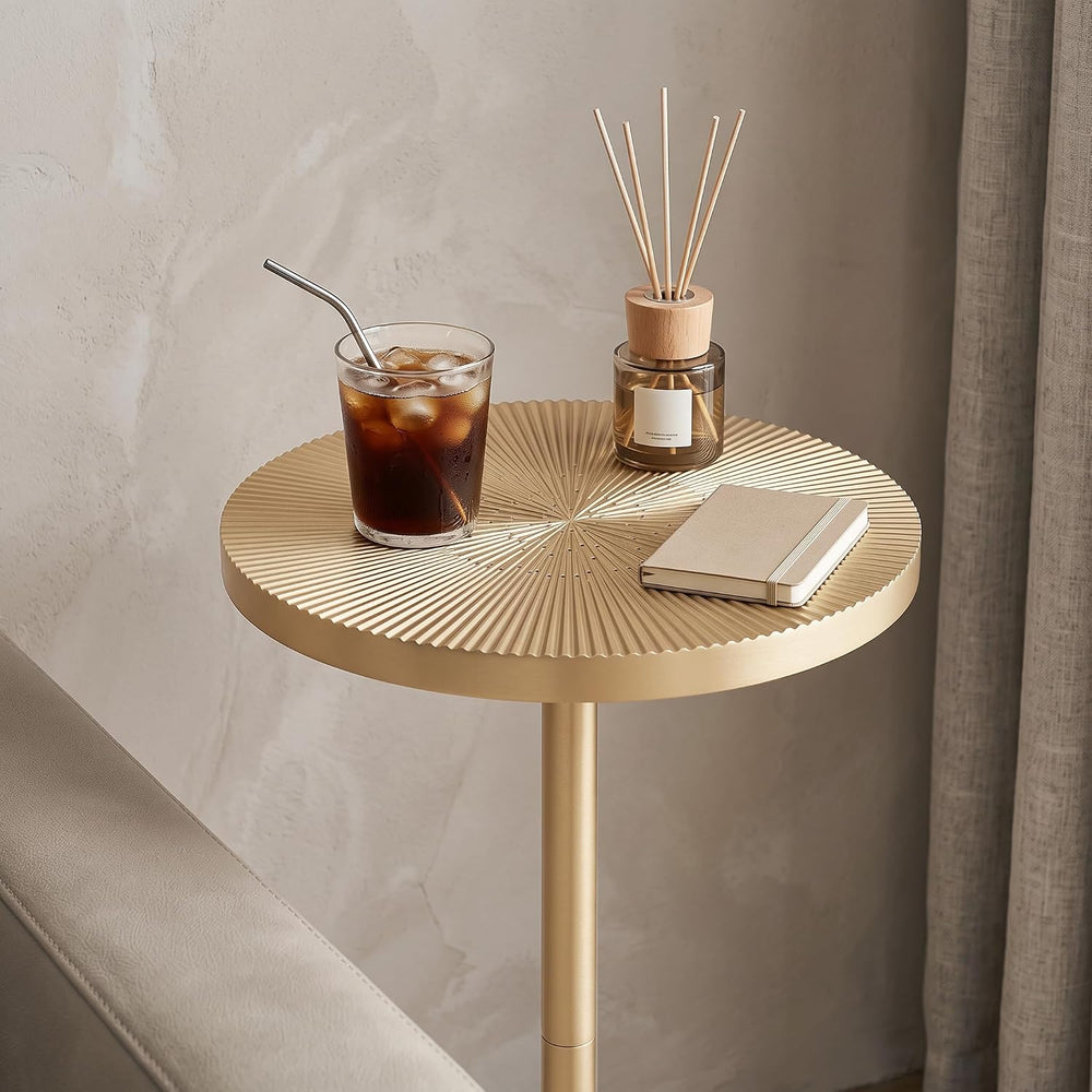 COVLON Drink Table Set of 2, Small Round Pedestal Side Table with Carved Top ...
