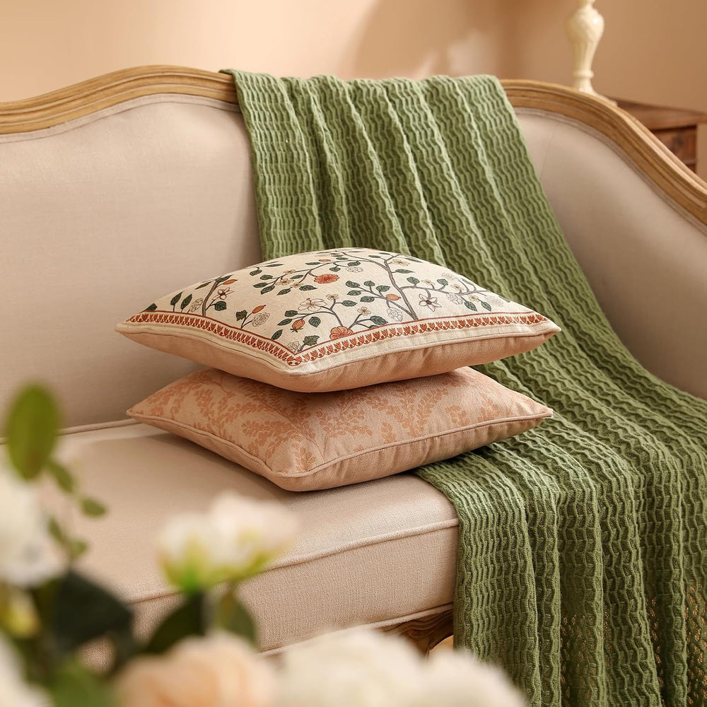 ISAENNE Designer Vintage Elegant Throw Pillow Cover,Set of 4
