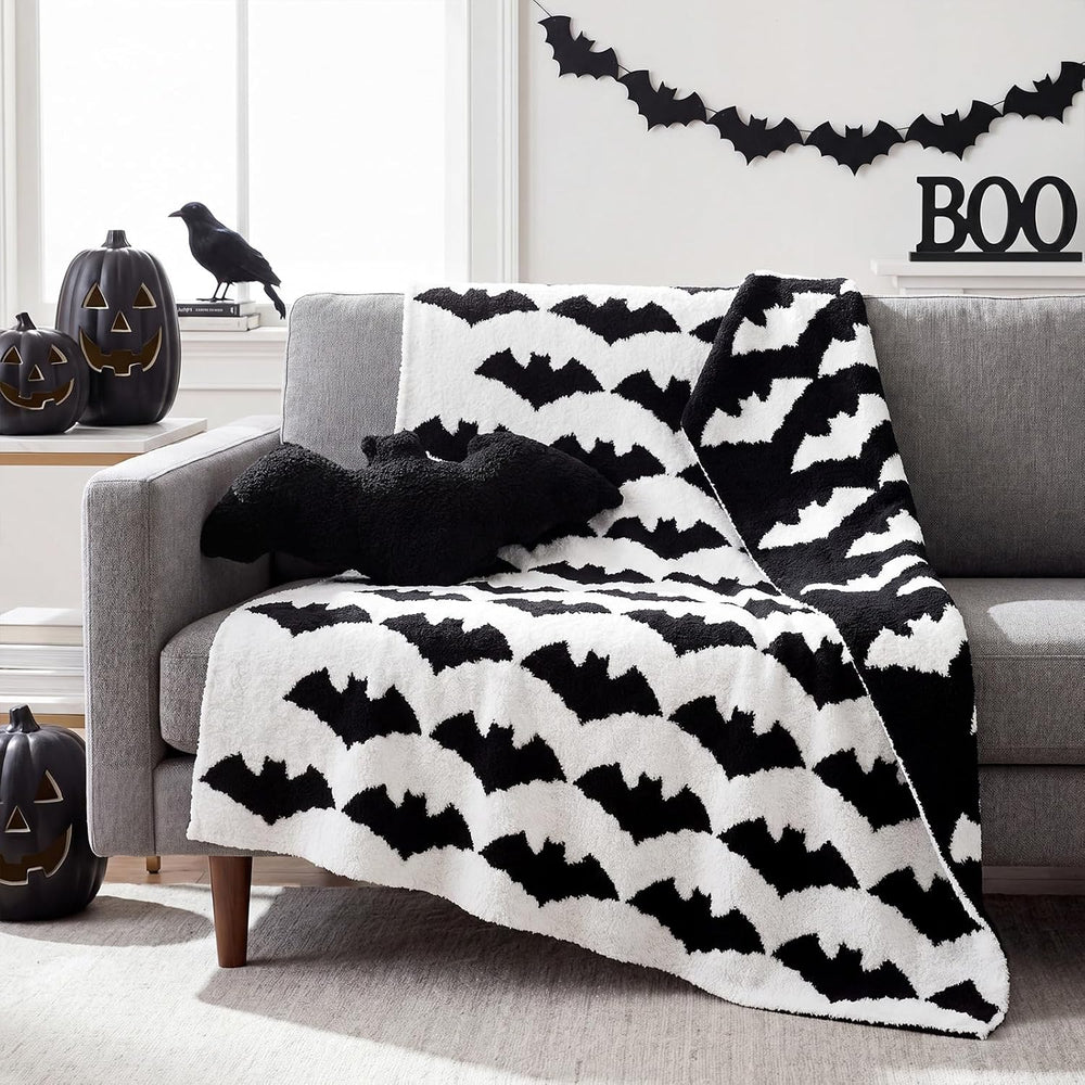 Halloween Bat Throw Blanket and Pillow Set, 50 x 60 Inch