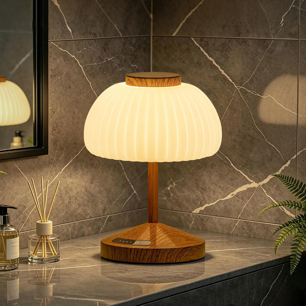 Spa-Like Shower Lamp, Wood Grain