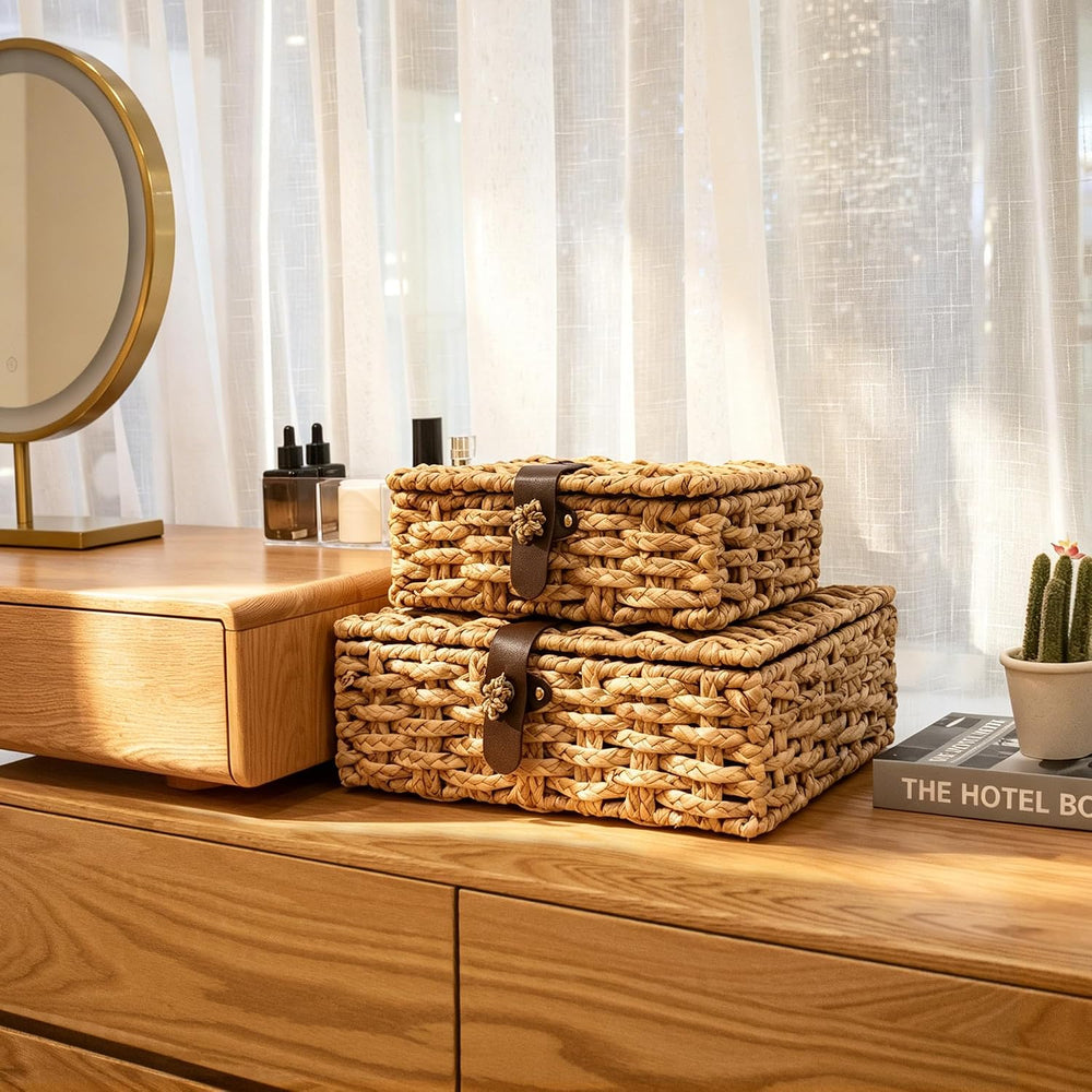 Water Hyacinth Woven Storage Basket with Lid for Decor, Storage (Large)