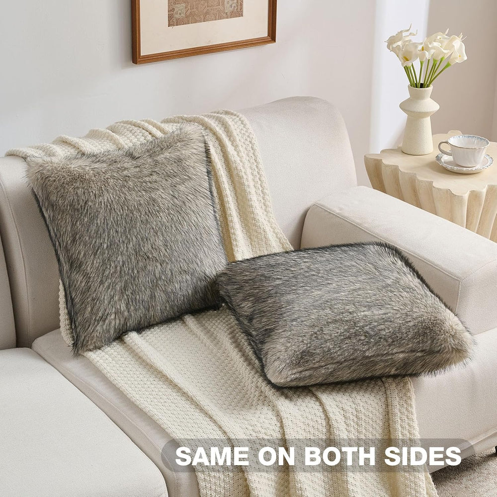 FUTEI Pack of 2 Faux Raccoon Fur Throw Pillow Covers 45 x 45 cm, Apricot