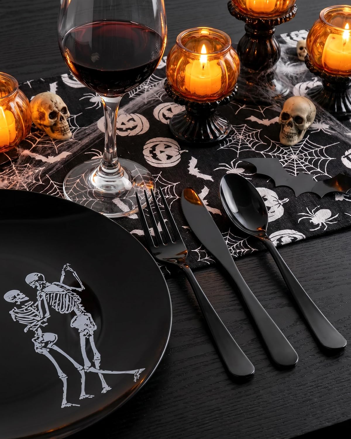 Hioasis 125 Pcs Halloween Plates for Party