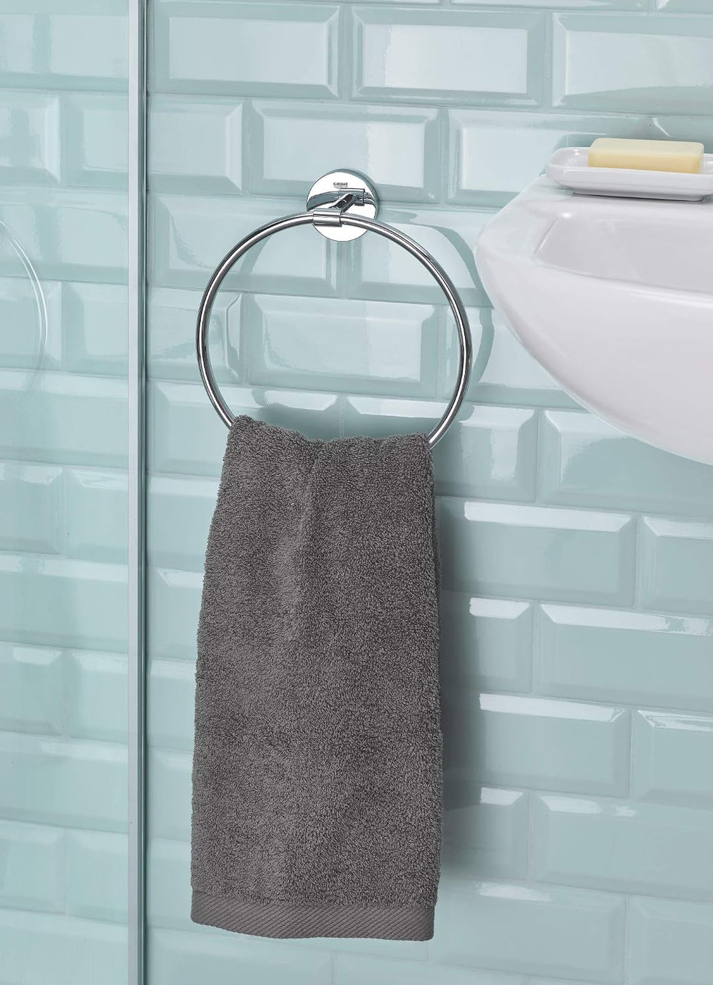Grohe 40460001 BauCosmopolitan Towel-Ring, Starlight Chrome 8 Inch