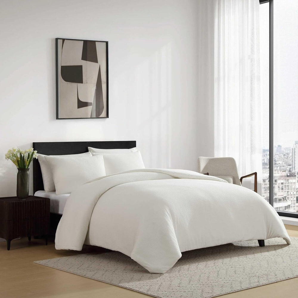Vera Wang - Queen Size Comforter Set with Matching Shams