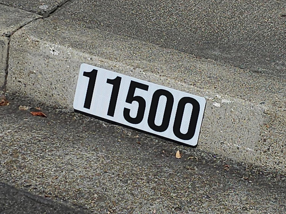 Reflective Curb Address Sign with 4 Inch Numbers