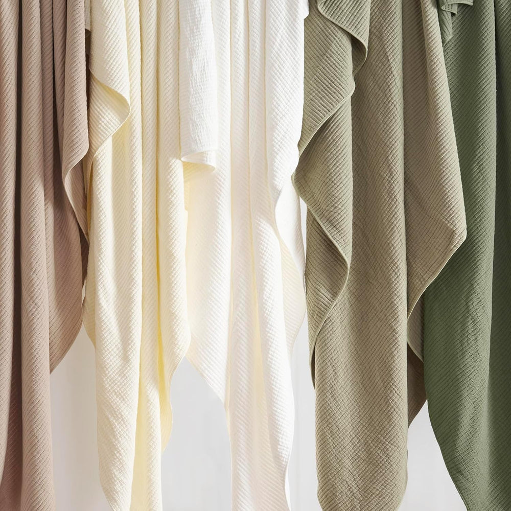 EverGrace Cotton Ribbed Matelassé Coverlet Set, King Size, Olive Green