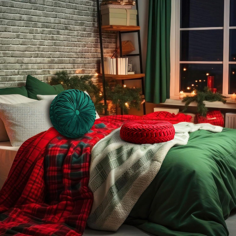 Beeveer 2 Pcs Round Throw Pillows Velvet Pleated Pillows, Red and Green