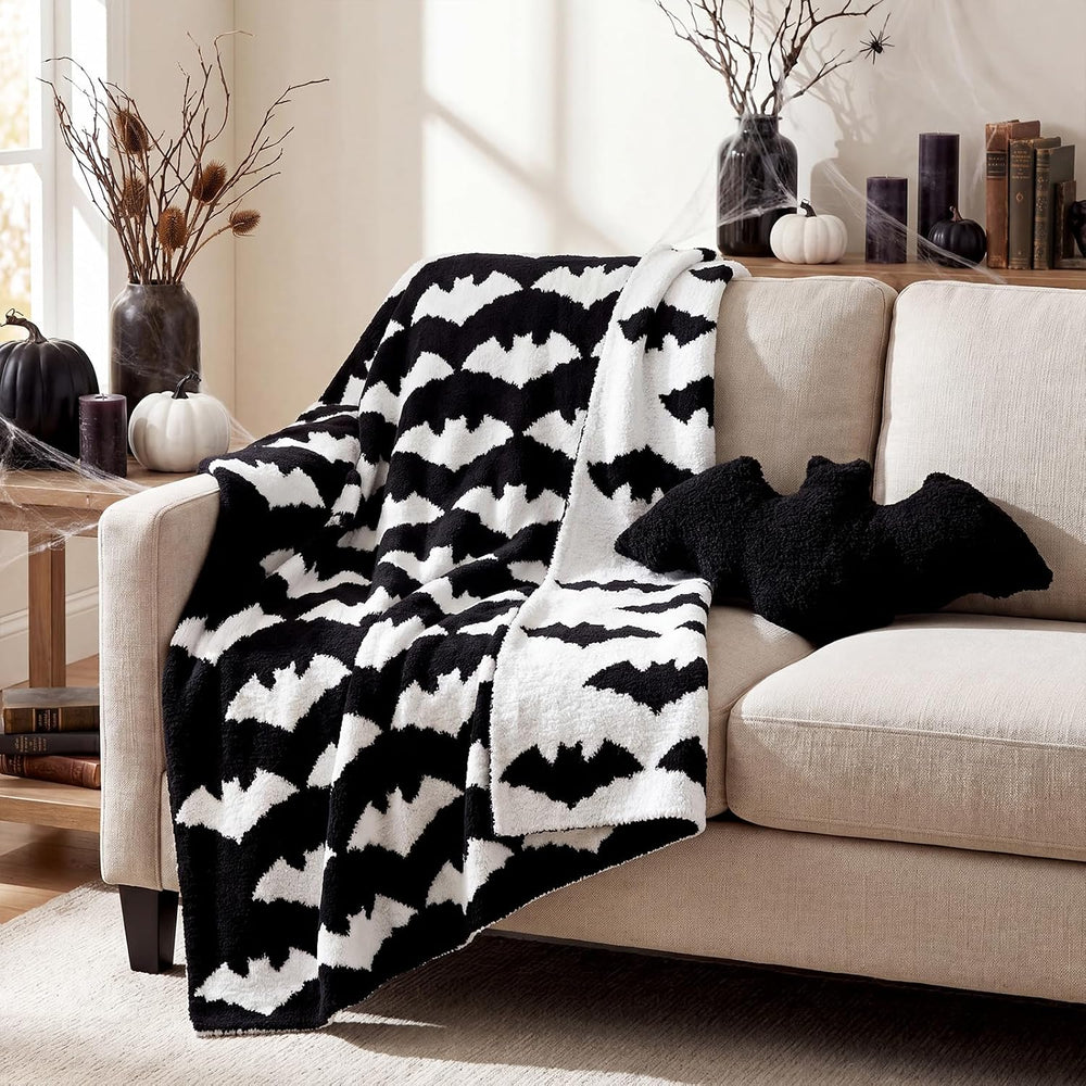 Halloween Bat Throw Blanket and Pillow Set, 50 x 60 Inch