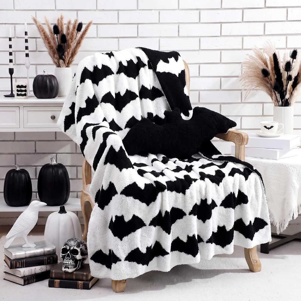 Halloween Bat Throw Blanket and Pillow Set, 50 x 60 Inch