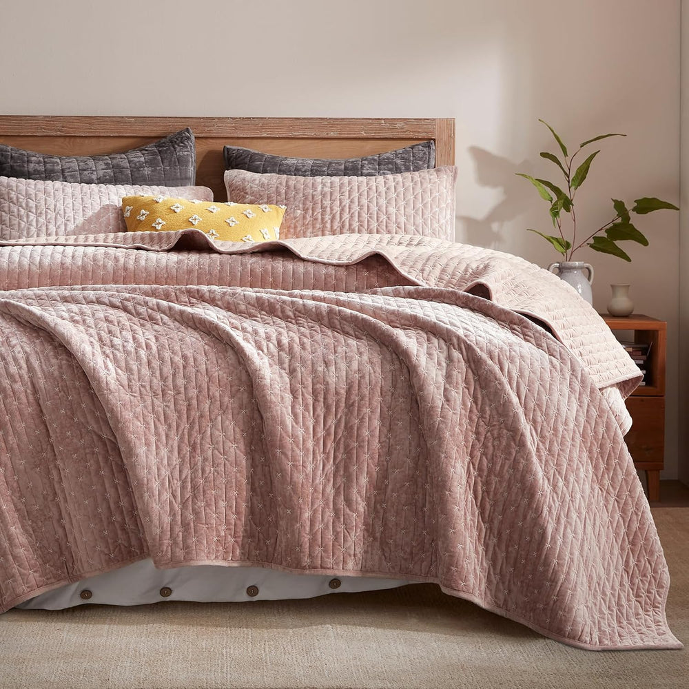 LEAONME Velvet Quilt California King Size 118''x106'', Lightw...