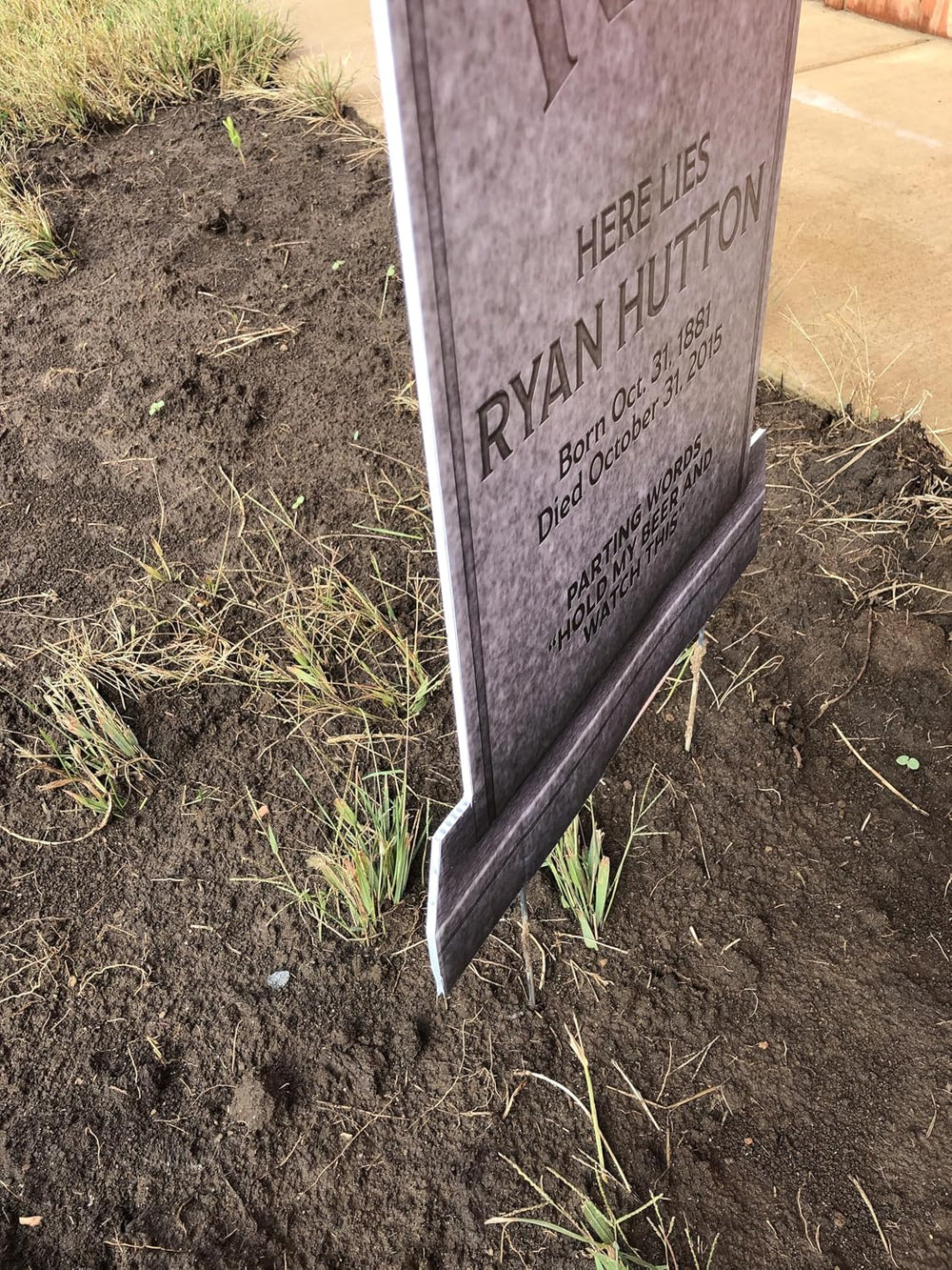 18x24 Personalized Halloween Tombstone Yard Sign - Custom RIP Gravestone