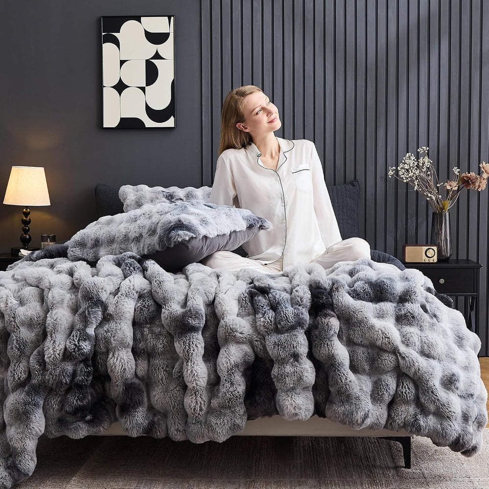 Wonderful - 3 Pieces Faux Rabbit Fur Comforter Set King Size, Grey Tie Dye Pl...