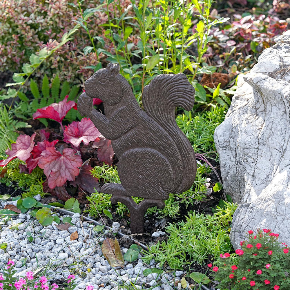 Sungmor Vintage Cast Iron Squirrel Garden Stake,14.6 Inch Tall Rustic Brown