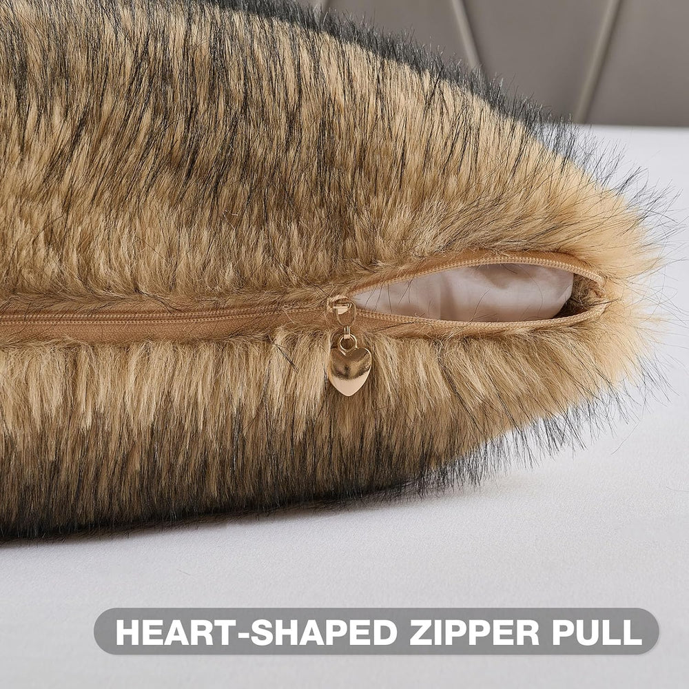 FUTEI Pack of 2 Faux Raccoon Fur Throw Pillow Covers 45 x 45 cm, Tawny