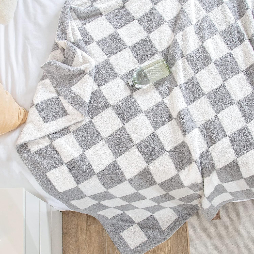 SeaRoomy Fuzzy Checkered Throw Blanket for Couch,Light Grey 51"X63"