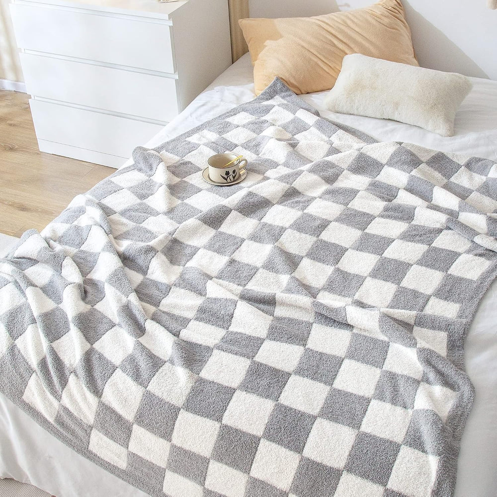 SeaRoomy Fuzzy Checkered Throw Blanket for Couch,Light Grey 51"X63"